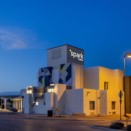 Spark By Hilton Artesia Bagian luar foto