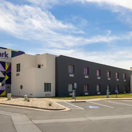 Spark By Hilton Artesia Bagian luar foto